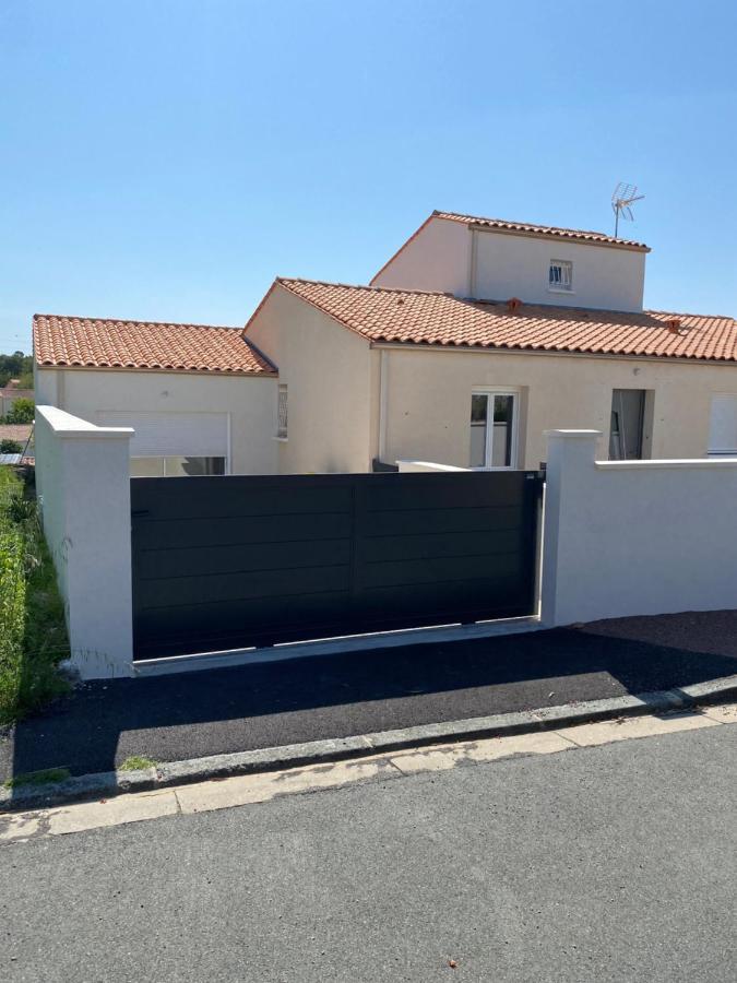 Bel Appartement Chez Particulier Calme Et Piscine Ρουαγιάν Εξωτερικό φωτογραφία